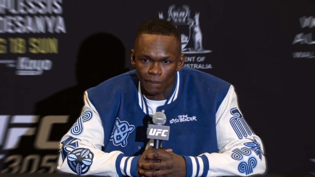 Israel Adesanya se livre sur son combat revanche contre Alex Pereira en MMA