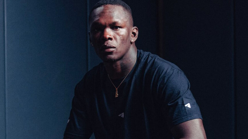 Israel Adesanya affrontait Joe Pyfer lors de l'UFC Seattle de ce week-end. Et après s'être incliné par TKO dans le 2e round, l'ancien champion a évoqué sa retraite.