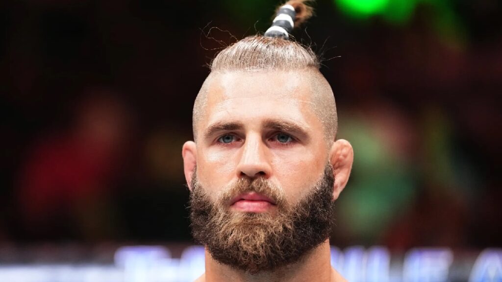 Jiri Prochazka réagit à l'annonce de son combat face Carlos Ulberg