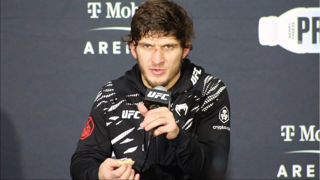 Movsar Evloev rassure tout le monde avant l’UFC Londres : « J’ai tout fait pour venir… »