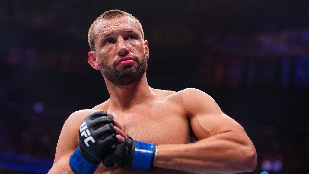 Reinier De Ridder op&egrave;re un gros changement apr&egrave;s sa d&eacute;faite lors de l'UFC 326