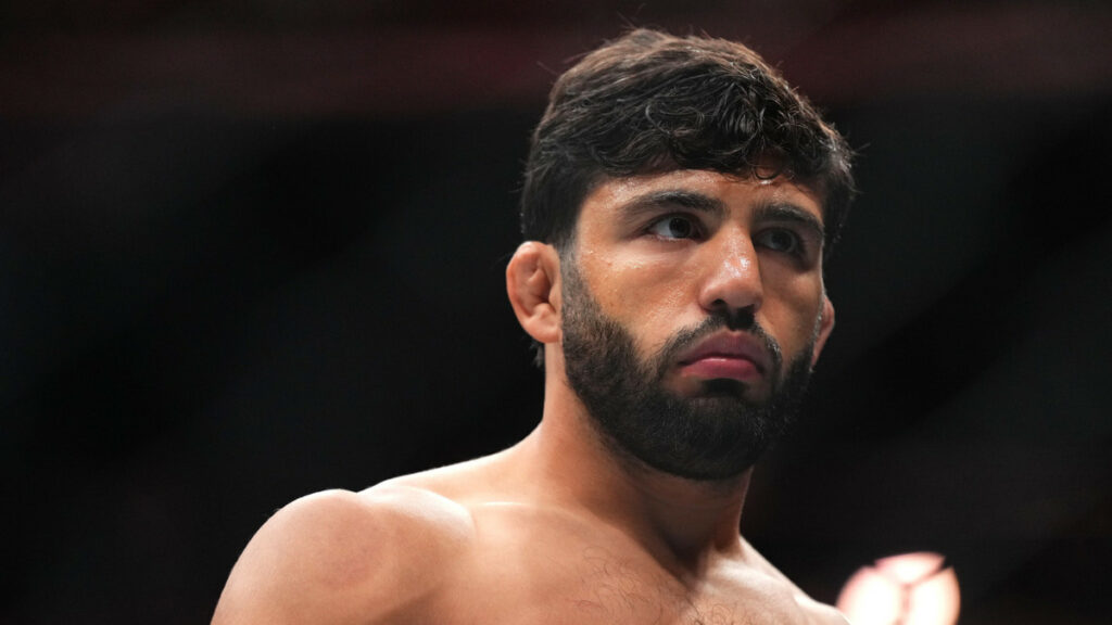 arman-tsarukyan-r&eacute;agit-topuria-vs-gaethje-ufc-maison-blanche