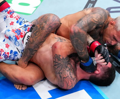 charles-oliveira-domine-max-holloway-bmf-ufc-326