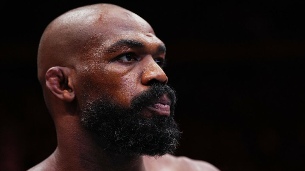 jon-jones-absent-ufc-maison-blanche-déception