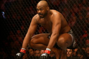 jon-jones-col&egrave;re-dana-white-contrat-ufc