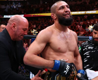 khamzat-chimaev-d&eacute;fense-ceinture-sean-strickland-ufc-328