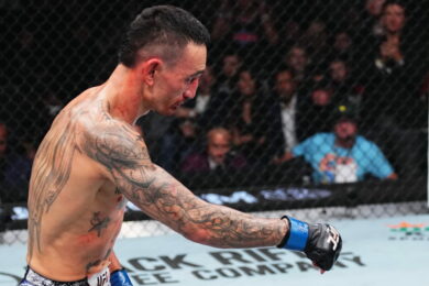 max-holloway-geste-fin-de-combat-ufc