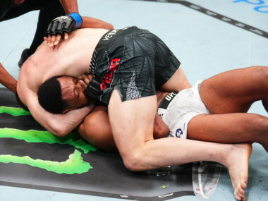 oumar-sy-d&eacute;faite-soumission-ion-cutelaba-ufc