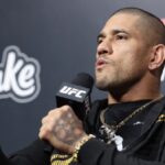 Alex Pereira r&eacute;pond aux critiques sur son physique : "J&rsquo;ai un peu de ventre mais&hellip;"&nbsp;