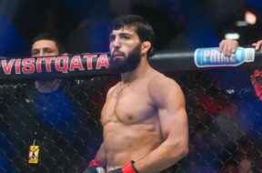 Arman-Tsarukyan-pr&eacute;sence-r&eacute;seaux-sociaux-image-popularit&eacute;-strat&eacute;gie-UFC-titre-mma