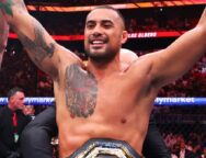 Carlos-Ulberg-victoire-r&eacute;action-blessure-KO-Jiri-prochazka-ufc-327-mma