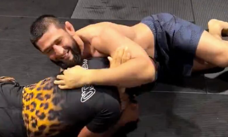 Demetrious-Johnson-entra&icirc;nement-Khamzat-Chimaev-lutte-grappling-avis-impressionn&eacute;-ufc-mma