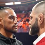Le face à face tendu entre Jiri Prochazka et Carlos Ulberg avant l’UFC 327 Le face à face tendu entre Jiri Prochazka et Carlos Ulberg avant l’UFC 327