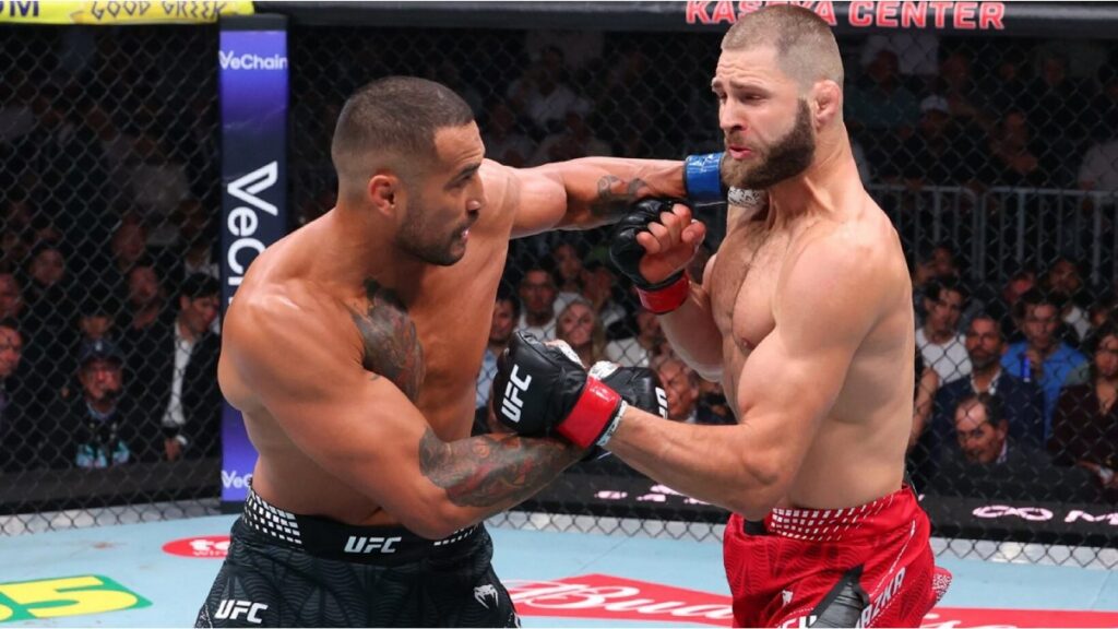 Jiri Prochazka r&eacute;pond &agrave; Carlos Ulberg et vise d&eacute;j&agrave; une date de retour