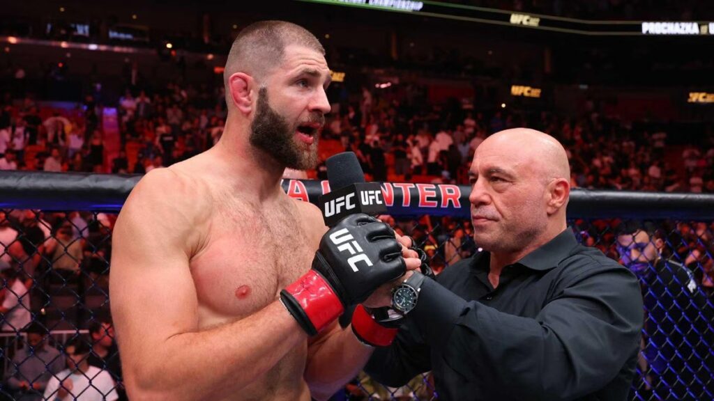 Jiri Prochazka n&rsquo;arrive toujours pas &agrave; dig&eacute;rer sa d&eacute;faite &agrave; l&rsquo;UFC 327