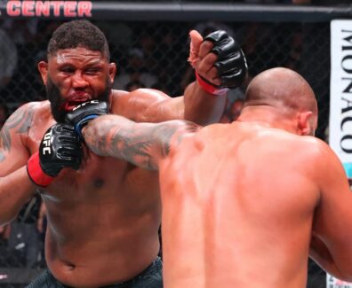 Josh-Hokit-r&eacute;pond-attaques-Curtis-Blaydes-guerre-ufc-327-mma