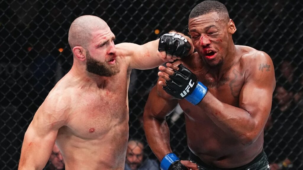 Matt Brown critique le style de combat de Jiri Prochazka