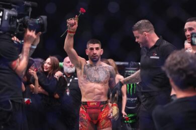 ilia-topuria-explique-rituel-rose