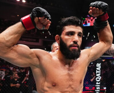 arman-tsarukyan-descente-featherweight-kamaru-usman-ufc