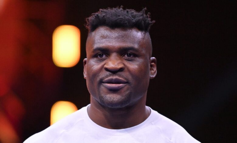 francis-ngannou-jon-jones