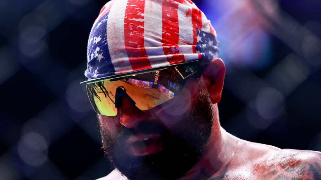 Josh Hokit se retrouve sans coach à l’approche de l’UFC Maison-Blanche : « Est-ce que les ring girls… »