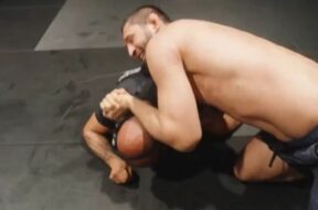 khamzat-chimaev-soumission-demetrious-johnson-sparring