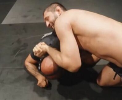 khamzat-chimaev-soumission-demetrious-johnson-sparring