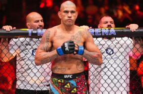 Alex-Pereira-pr&eacute;vient-ufc-comportement-d&eacute;bordement-Josh-Hokit-ufc-Maison-Blanche-mma