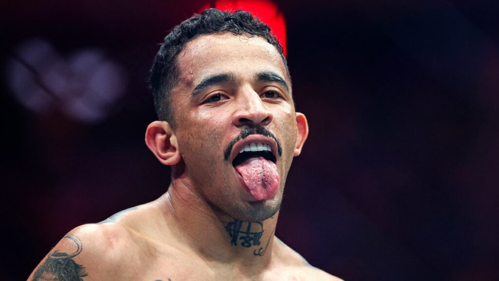 Classements UFC : Carlos Prates fait un &eacute;norme bond, Quillan Sallkild entre dans le top 15&nbsp;