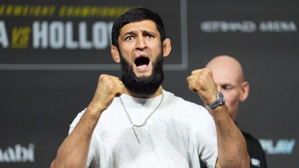 Khamzat Chimaev r&eacute;pond aux menaces de Sean Strickland avant l&rsquo;UFC 328