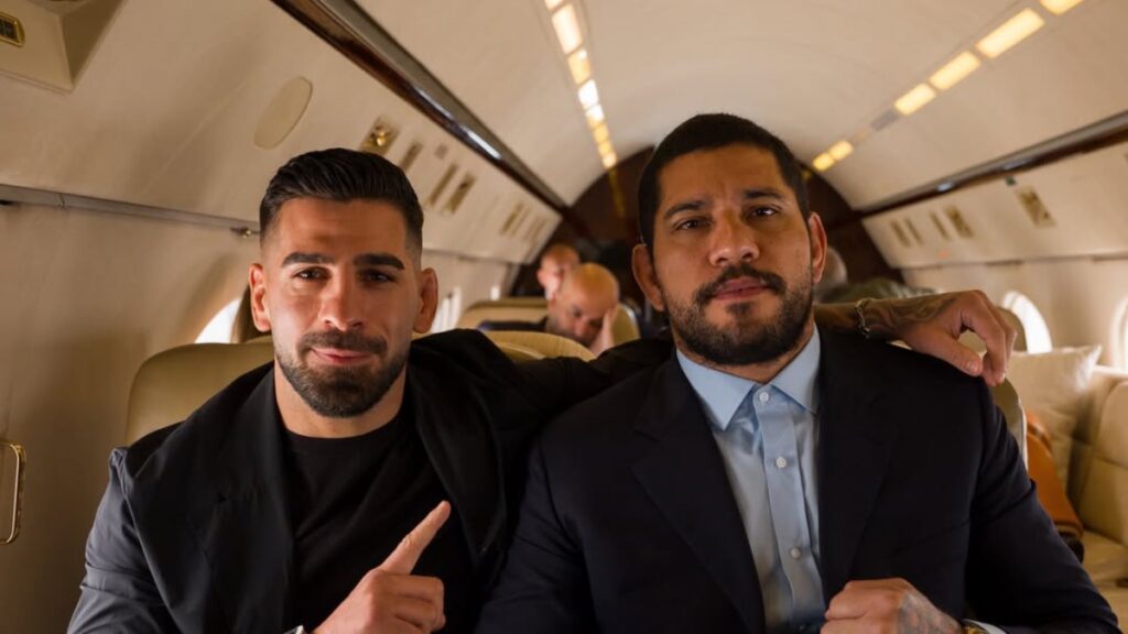 Alex Pereira remercie Ilia Topuria pour sa réaction fraternel lors de la dispute avec Josh Hokit