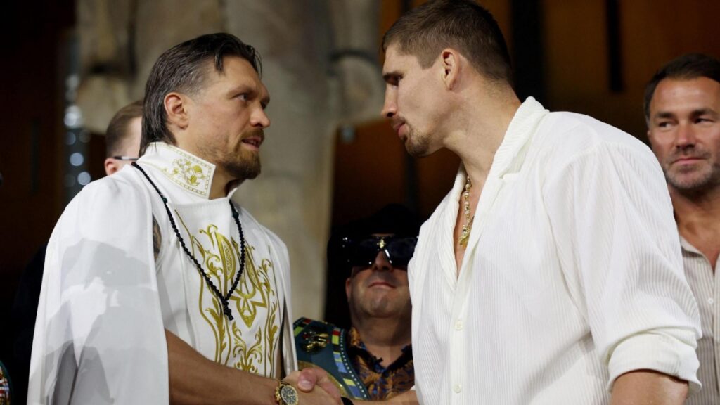 Rico Verhoeven pr&eacute;vient Oleksandr Usyk avant leur combat