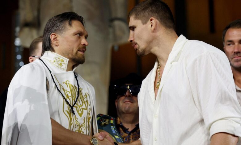 Rico-Verhoeven-cr&eacute;er-surprise-Oleksandr-Usyk-l&eacute;gende-boxe-Gizeh