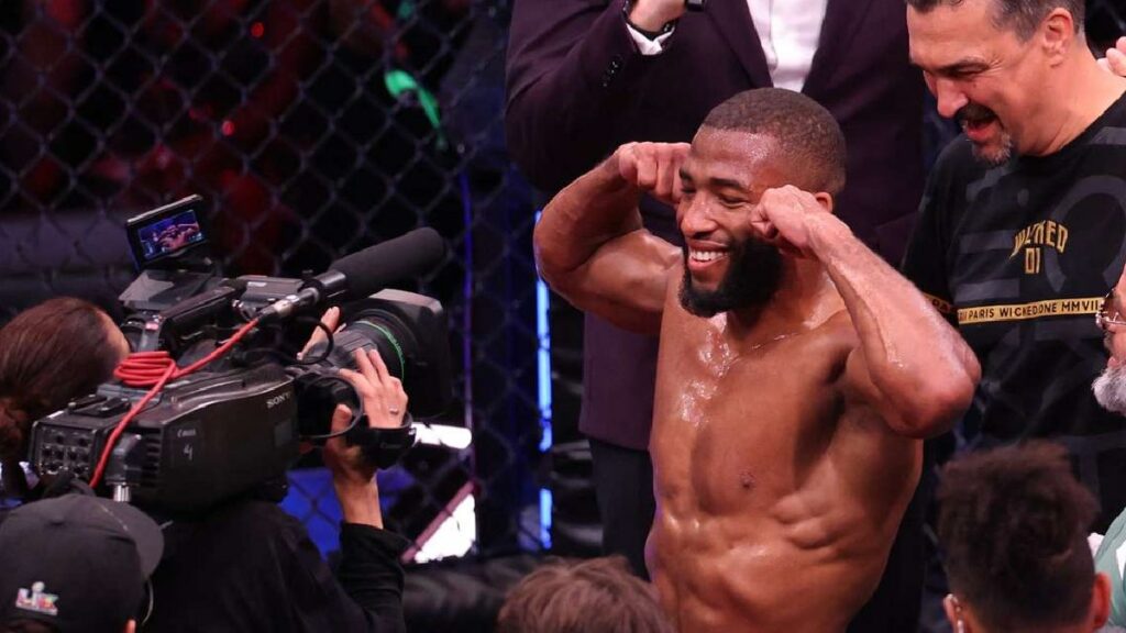 Le manager de Salahdine Parnasse s&rsquo;adresse directement &agrave; l&rsquo;UFC et Dana White apr&egrave;s son K.-O. au premier round