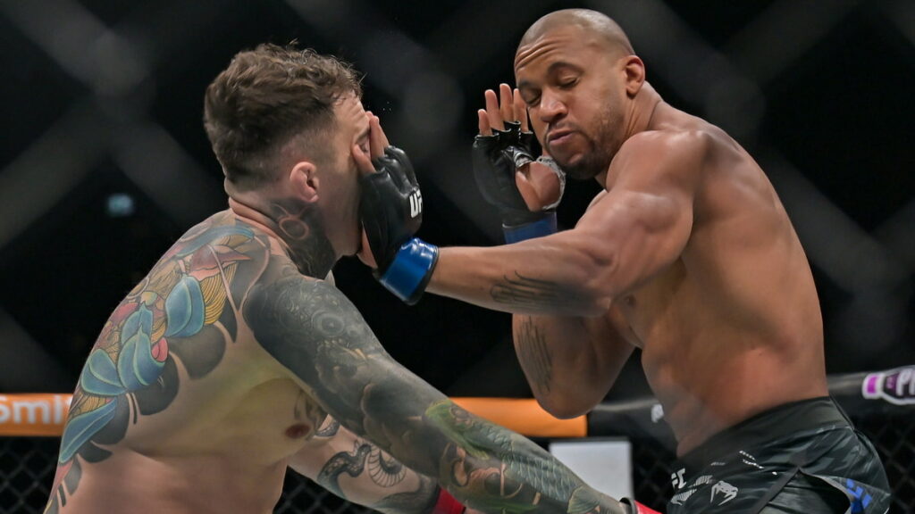 ciryl-gane-dezingue-tom-aspinall-communication-ufc