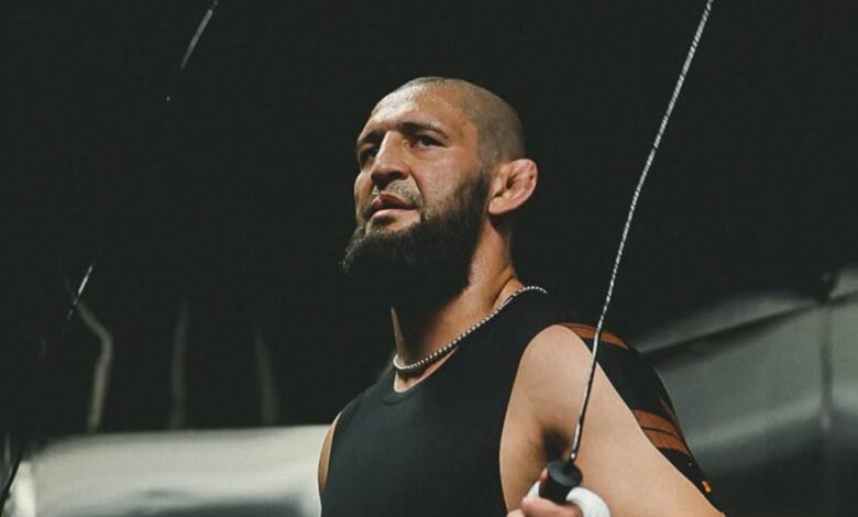 les-coupables-cutting-khamzat-chimaev-auraient-cout&eacute;-une-ceinture-autre-combattant-avant-ufc-328