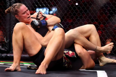 ronda-rousey-soumission-15-secondes-carano-mvp-netflix