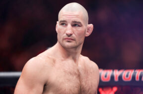 sean-strickland-derape-khamzat-chimaev-ufc-328
