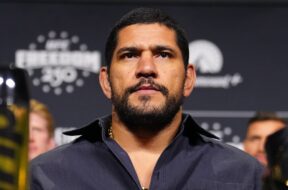Alex-pereira-met-en-garde-Ciryl-Gane-combat-poids-lourd-ufc-Maison-Blanche-mma