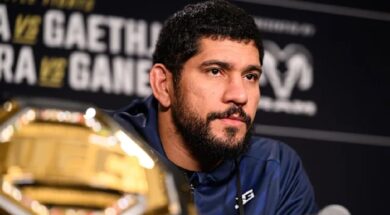 Daniel-Cormier-R&eacute;v&eacute;lations-salaire-Alex-Pereira-ufc-Maison-Blanche-combat-Ciryl-Gane