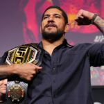 Daniel Cormier calme l’emballement autour d’Alex Pereira avant l’UFC Freedom 250 Daniel Cormier calme l’emballement autour d’Alex Pereira avant l’UFC Freedom 250