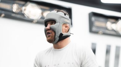 d&eacute;tail-justin-gaethje-a-l-aise-ilia-topuria