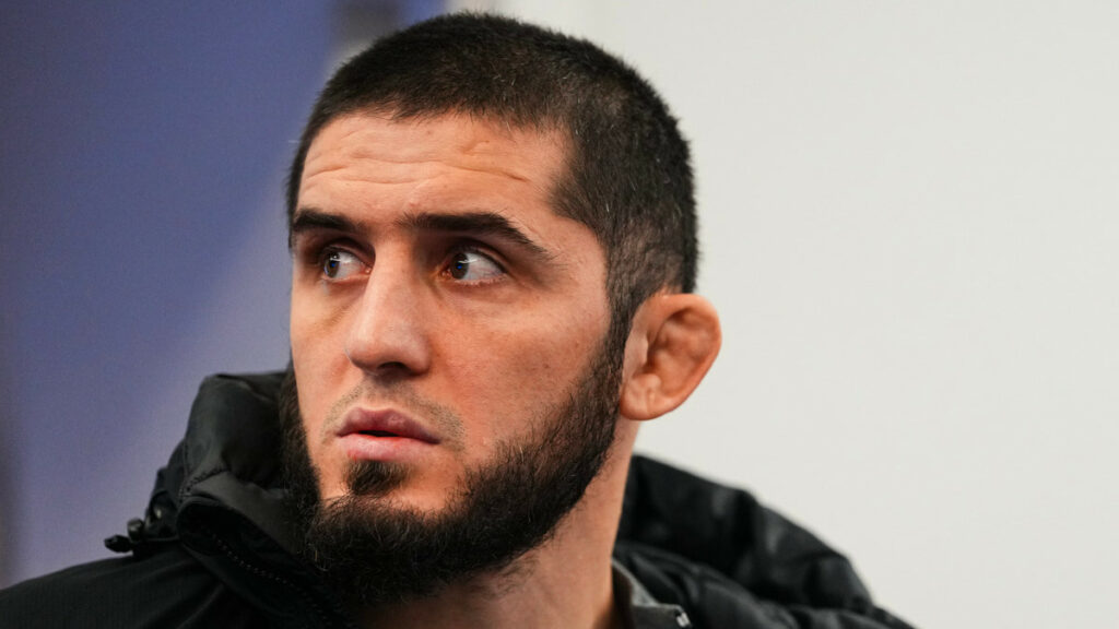 islam-makhachev-explique-ilia-topuria-ufc-maison-blanche