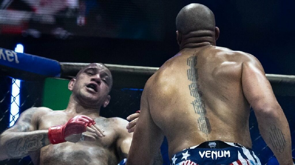 Jon Jones prend la parole après la victoire de Ciryl Gane face à Alex Pereira 