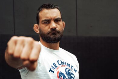 le-coach-benoit-saint-denis-balance-pr&eacute;paration-approche-combat-paddy-pimblett