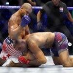 Jamahal Hill critique Alex Pereira après ses accusations contre Ciryl Gane et lui rappelle l’UFC 300 : "Il n’aurait pas dû…" Un des rivaux d'Alex Pereira compare sa défaite à la Maison Blanche avec une de ses victoires controversée : "Il n'aurait pas dû..."