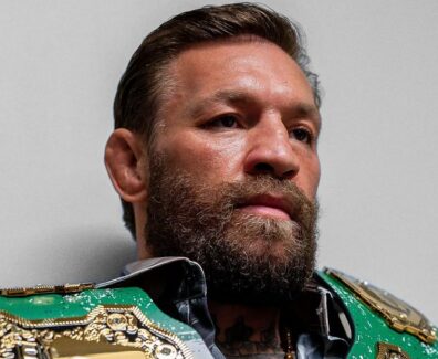 Conor-McGregor-pointe-faiblesse-Max-Holloway-premier-combat-wrestling-ufc-329-mma