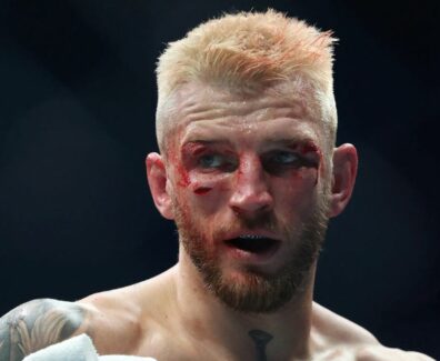 Dan-Hooker-promet-l-enfer-&agrave;-Salahdine-Parnasse-pour-ses-d&eacute;buts-&agrave;-l-UFC-ufc-mma