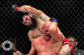 Daniel-Cormier-r&eacute;agit-&agrave;-la-performance-de-Magomed-Ankalaev-ufc-mma