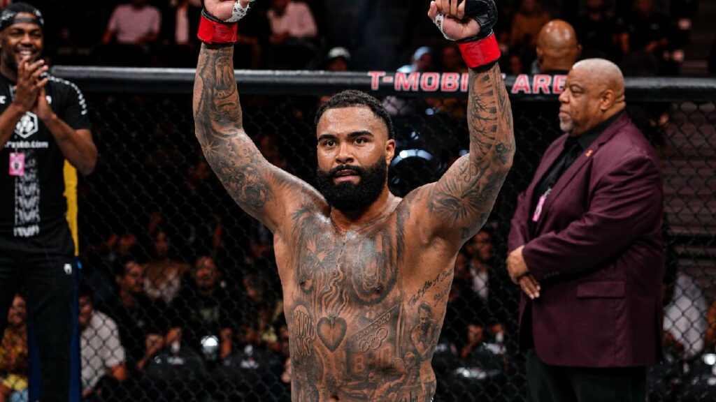 Gable Steveson r&eacute;pond &agrave; Josh Hokit apr&egrave;s ses d&eacute;buts r&eacute;ussis &agrave; l&rsquo;UFC